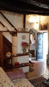 A seating area at Casa Graziella al Borgo