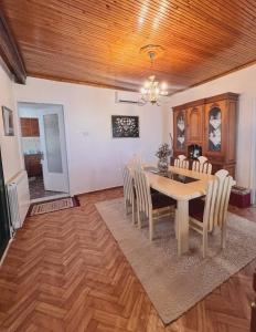 Fotografie z fotogalerie ubytování Orfanihouse v destinaci Orfánion