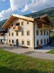 Nespecifikovaný výhled na hory nebo výhled na hory při pohledu z apartmánu