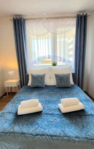 Krevet ili kreveti u jedinici u objektu Apartment BLUE PEARL 2 rooms Down Town 4 persons balcony free parking