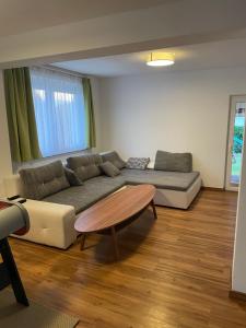 Fotografie z fotogalerie ubytování Familien Ferienhaus in Memmingen 3 Zimmer mit 2 Bädern v destinaci Memmingen