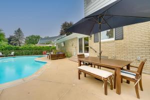 Gallery image of Luxurious Bloomfield Hills Oasis with Pool and Spa! in Bloomfield Hills