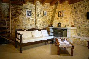A seating area at Traditional Stone Mezonete