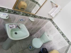 Ванна кімната в Hostal Amazónico Bello Amanecer