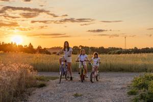 入住Jurtowe Wzgórze Glamping的客人