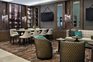 TV a/nebo společenská místnost v ubytování Boston Marriott Copley Place