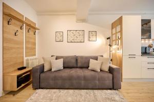 Køkken eller tekøkken på NewVision Apartment in Infinity Beach Resort - parking