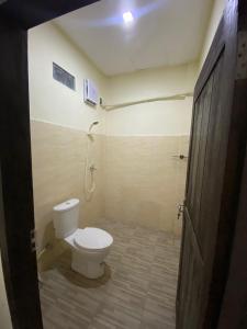 Ванная комната в NaJa Homestay