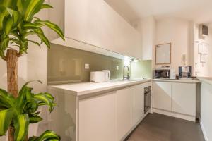 Köök või kööginurk majutusasutuses Nest Apartment