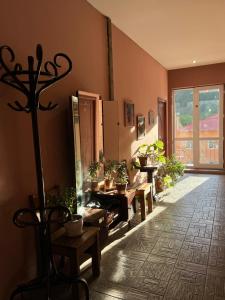 Fotografie z fotogalerie ubytování Guest House 15 v destinaci Stepancminda