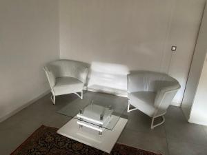 Fotografie z fotogalerie ubytování Großzügiges Design Komfort-Appartement 60 qm v destinaci Nußloch + 6 fotografií