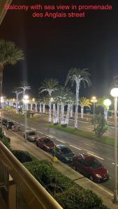 Beachfront And Sea View Entire 2 Rooms Crossing Apartment With Parking 4 Beds Two Double Bed And 2 Single Bed with 2 Sea view Balconies In Promenade Des Anglais Street 2 Bathroom 3 Wc with 40 Meters From The Beach with perfect Air conditioner cooler