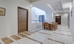 Fotografie z fotogalerie ubytování Treebo Modern Stays v destinaci Noida