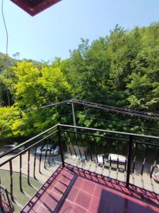 Balkón nebo terasa v ubytování VILA MARKO