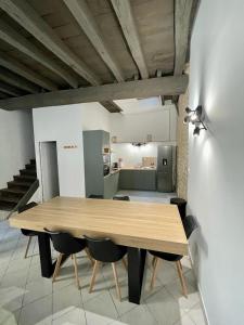 Kuchyňa alebo kuchynka v ubytovaní Atypique - Centre historique - Appartement 2 chambres