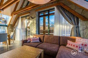 Posedenie v ubytovaní TATRA SUITES Vila HIMALAYA