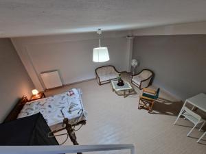 Χώρος καθιστικού στο LUX groundfloor apartment in coastal N.Michaniona