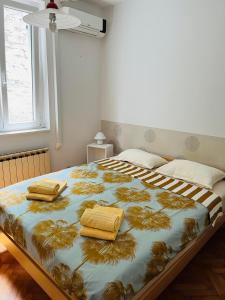 Postel nebo postele na pokoji v ubytování Piran with a view