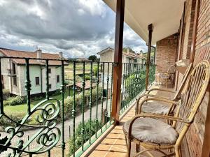 Balkon lub taras w obiekcie Las Pozas De Utienes - 7811