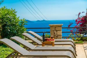 カルカンにあるAzure Apartment with Sea view in Kalkanのギャラリーの写真