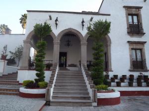 Muka bangunan atau pintu masuk Hotel Spa Hacienda Real la Nogalera