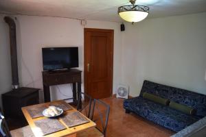 A television and/or entertainment centre at Castillo Esmeralda