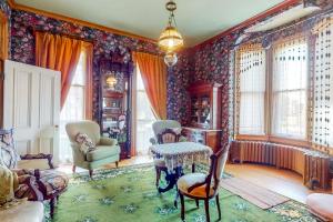 Gallery image of Clarkson W Freeman House in Springfield