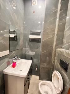 Koupelna v ubytování HOTEL KINGS