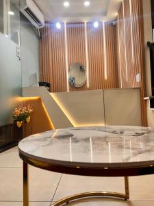TV a/nebo společenská místnost v ubytování HOTEL KINGS + 9 fotografií