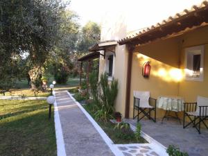 Gallery image of Villa Rododafni in Roda
