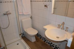Koupelna v ubytování Le Vieux Chalet