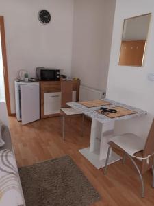 Cucina o angolo cottura di Privat Zimmer KF