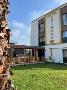 Budova, kde se hotel nachází