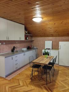 Η κουζίνα ή μικρή κουζίνα στο Urban Retreat Zagoric