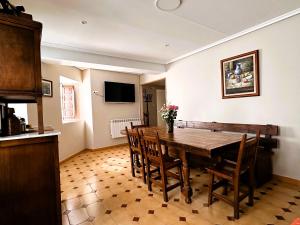 Μια τηλεόραση ή/και κέντρο ψυχαγωγίας στο CASA NARCISA - Perfecta para familias y grupos - Valle del Silencio