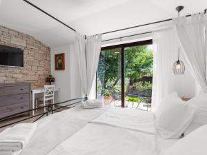 Katil atau katil-katil dalam bilik di Apartment in Croatia near the Adriatic Coast +32 gambar
