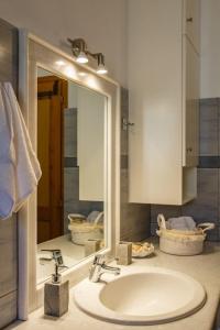 Ένα μπάνιο στο DP Homes Paros +41 φωτογραφίες