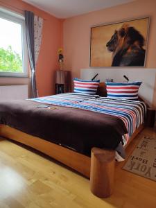 En eller flere senge i et værelse på Ferienwohnung Marsteller in Fulda Gläserzell mit Wlan