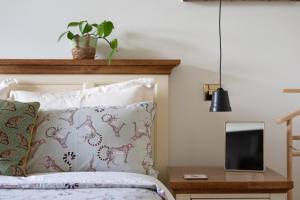 Krevet ili kreveti u jedinici u okviru objekta Victoria Design Stays - Premium Apartment Ohrada