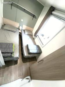 Gallery image of Mobil home climatisé 6pers. 3CH camping domaine de chaussy 5* Ardèche in Lagorce +21 photos
