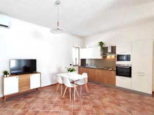 Кухня или мини-кухня в Villa singola Amanda - 500m dal mare
