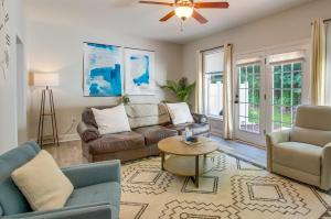 Φωτογραφία από το άλμπουμ του Lynchburg Rental with Deck Near Downtown! σε Lynchburg