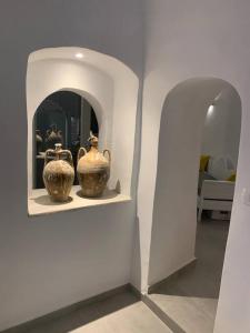 Galeriebild der Unterkunft Stela caldera view cave/private mini pool/jacuzzi in Akrotiri