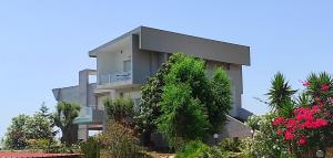 Vonkajšia záhrada v ubytovaní Villa Orizzonte sullo Jonio