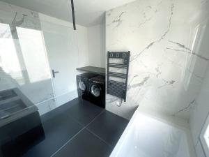 Gallery image of Les appartements du Carnot - Terrasses et Jardins in La Rochelle