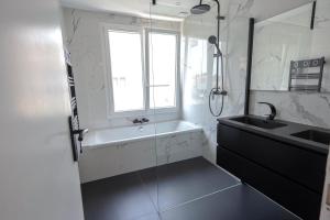 Gallery image of Les appartements du Carnot - Terrasses et Jardins in La Rochelle