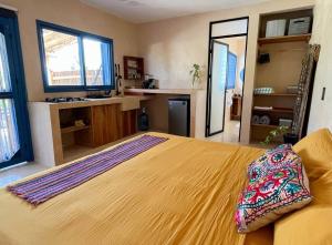 Kuchyň nebo kuchyňský kout v ubytování Casa Omero Seaview.
