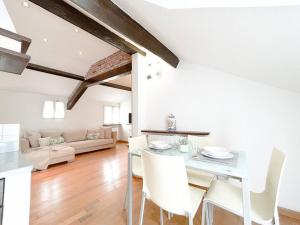 Billede fra billedgalleriet på [Elegante mansarda] 300mt dal mare - Centro - WiFi i Savona