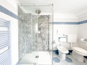 Billede fra billedgalleriet på [Elegante mansarda] 300mt dal mare - Centro - WiFi i Savona