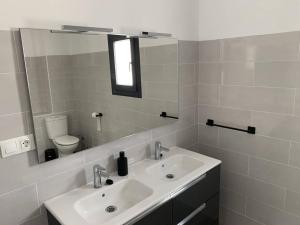 Zdjęcie z galerii obiektu Villa La Fuente w mieście Mondrón